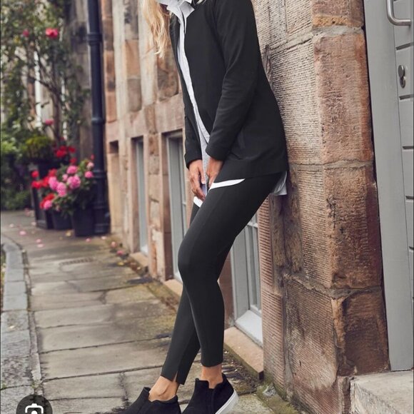 Athleta Stellar Tight Small Tall Style #870815 - Picture 2 of 16